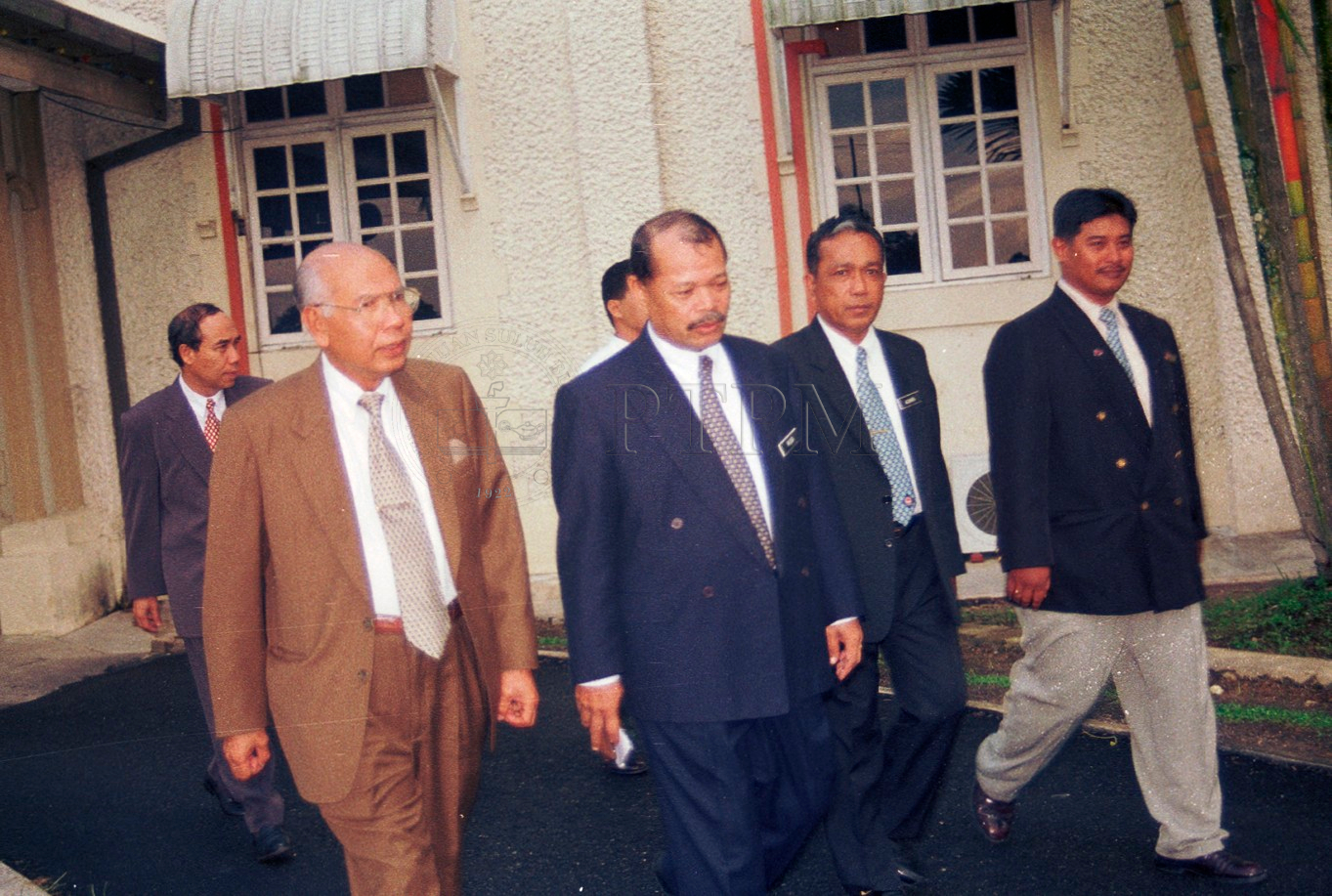 PTPM 00 04 menteri 8